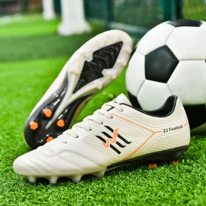 Alternative view of Nouveaux hommes chaussures de Football formation ultralégère en gros unisexe bottes de Football professionnel respirant intérieur Futsal livraison directe